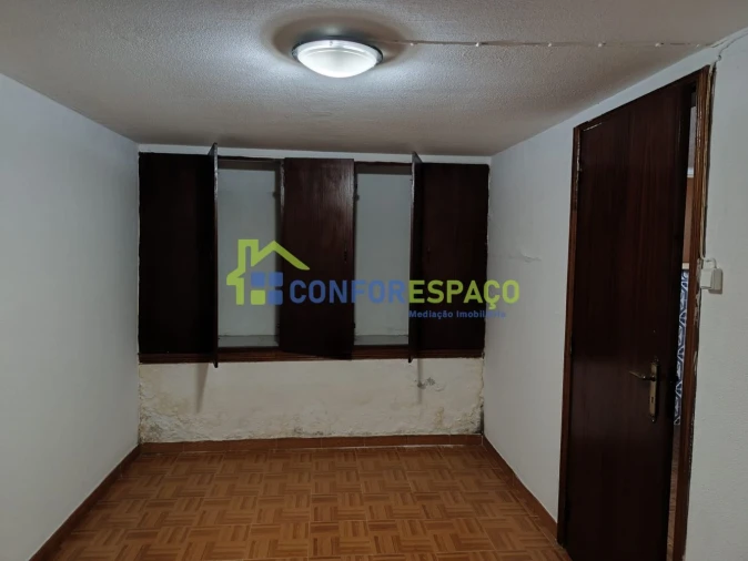 Moradia T3 para Venda em Idanha-A-Nova e Alcafozes Foto 9