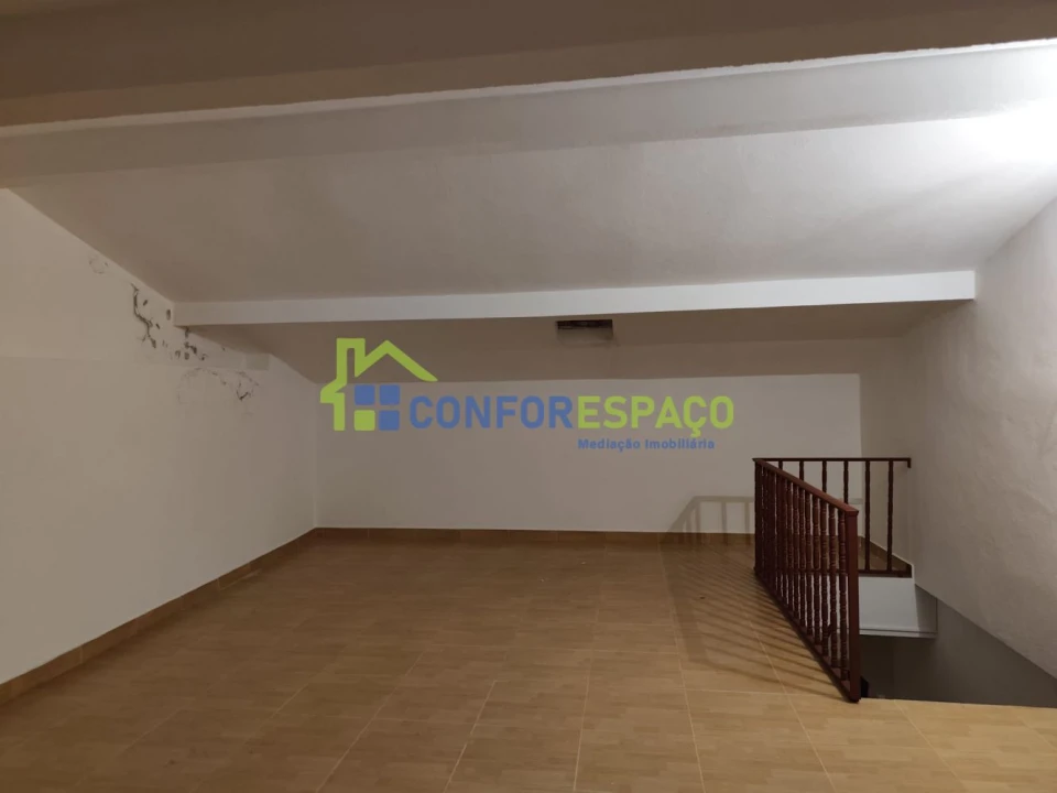 Moradia T3 para Venda em Idanha-A-Nova e Alcafozes Foto 11