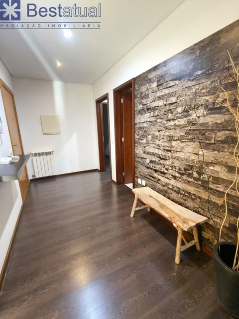 Apartamento T4 para Venda em Vila Nova de Famalicão e Calendário