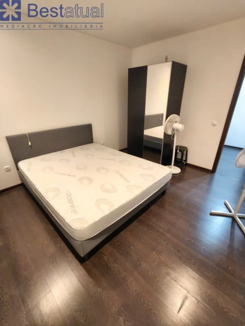Apartamento T4 para Venda em Vila Nova de Famalicão e Calendário