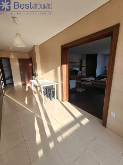 Apartamento T4 para Venda em Vila Nova de Famalicão e Calendário