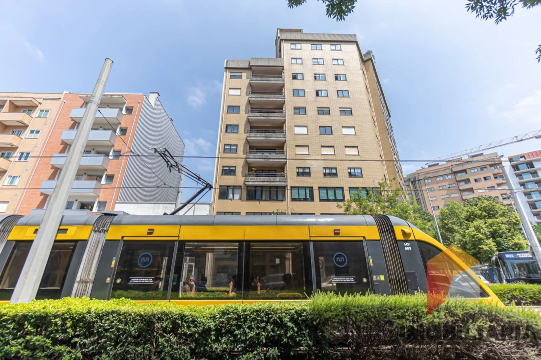Apartamento T3 para Venda em Matosinhos e Leça da Palmeira Foto 1
