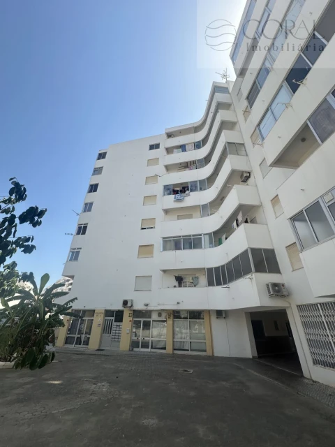 Apartamento T1 para Venda em Quarteira