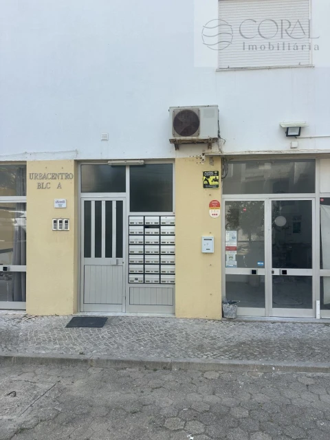 Apartamento T1 para Venda em Quarteira