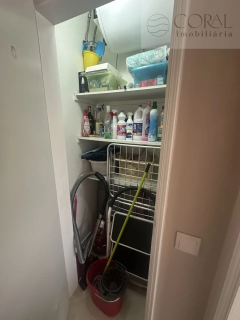 Apartamento T1 para Venda em Quarteira