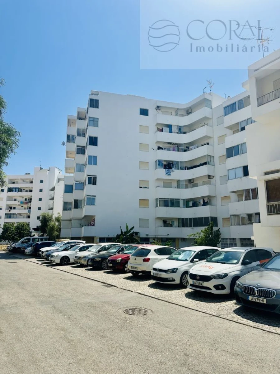 Apartamento T1 para Venda em Quarteira Foto 24