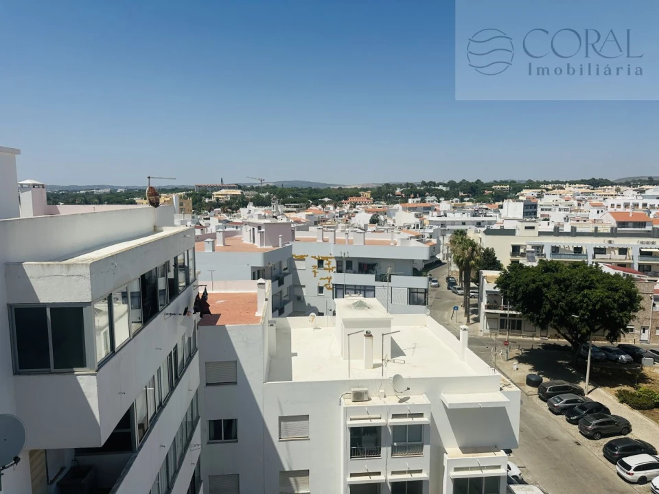 Apartamento T1 para Venda em Quarteira Foto 17