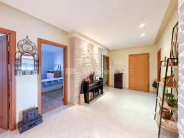 Apartamento T4 para Venda em Nossa Sra de Fatima