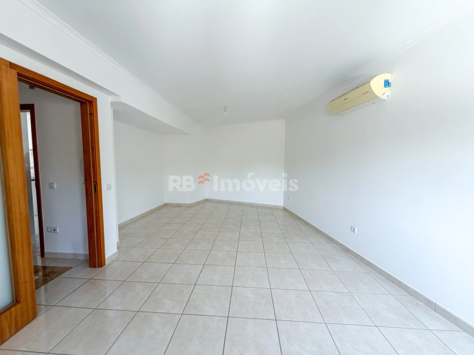 Moradia T3 para Venda em Vila Nova da Barquinha Foto 7