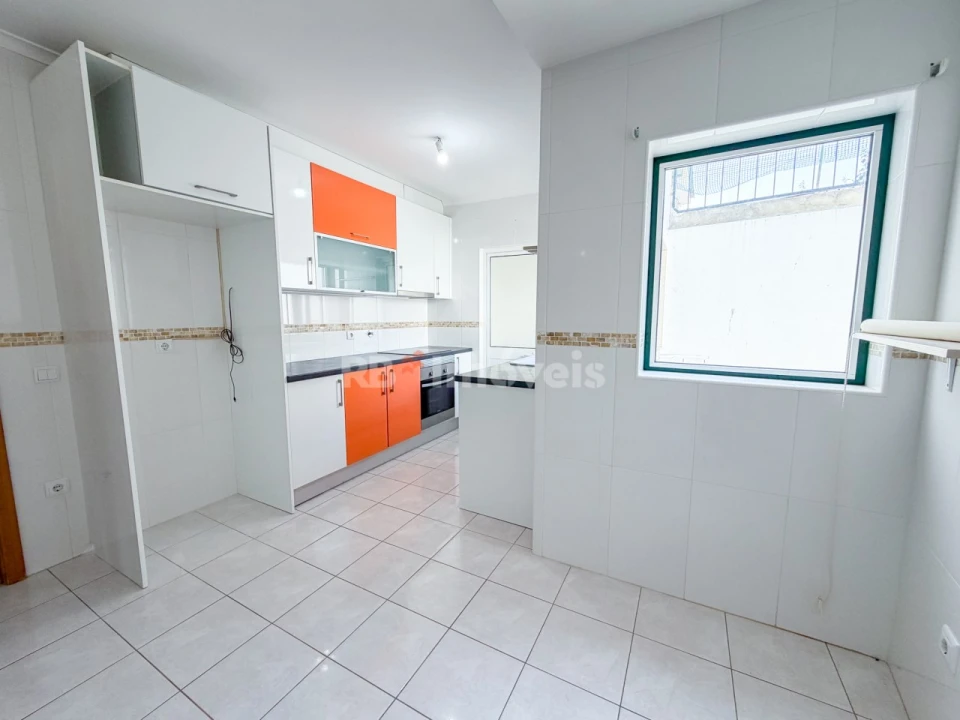 Moradia T3 para Venda em Vila Nova da Barquinha Foto 10