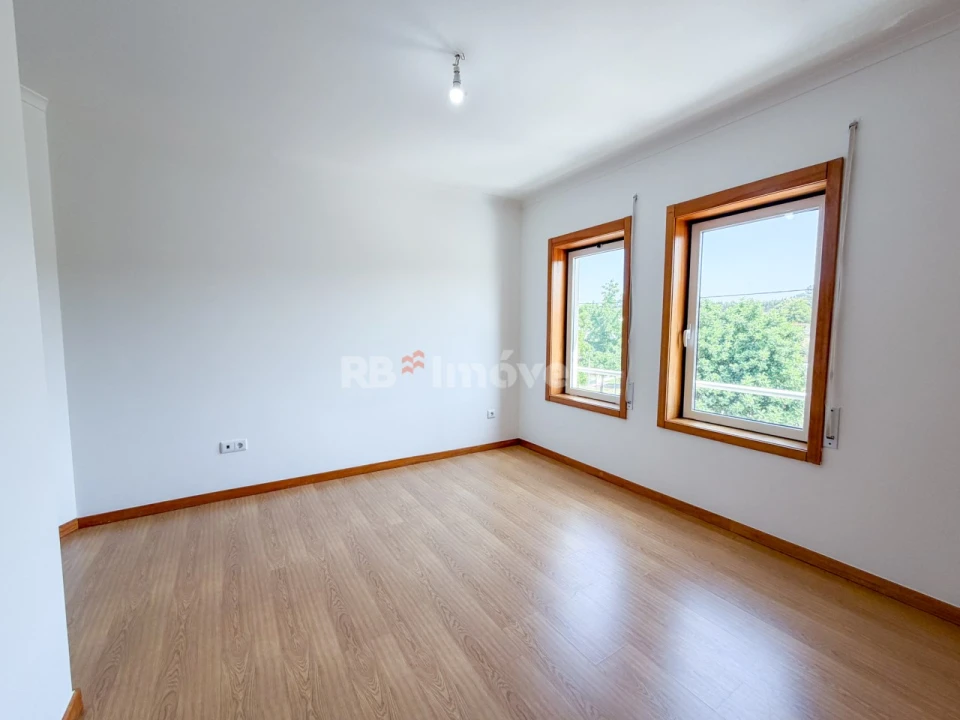 Moradia T3 para Venda em Vila Nova da Barquinha Foto 23