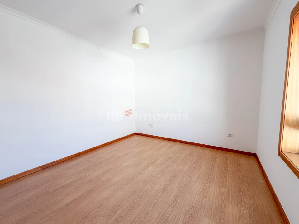 Moradia T3 para Venda em Vila Nova da Barquinha Foto 28