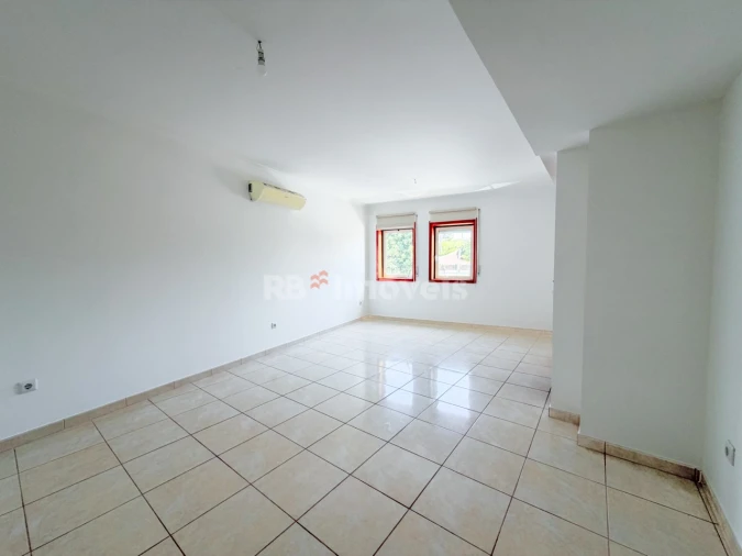 Moradia T3 para Venda em Vila Nova da Barquinha Foto 8