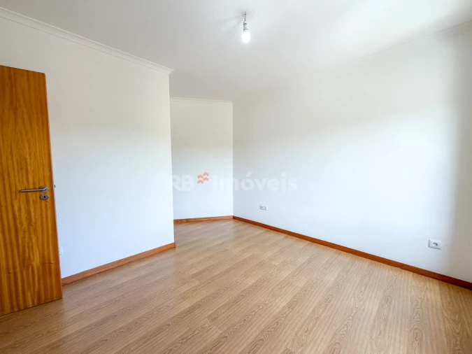 Moradia T3 para Venda em Vila Nova da Barquinha Foto 21