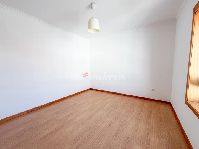 Moradia T3 para Venda em Vila Nova da Barquinha Foto 28