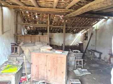 Moradia T2 para Venda em Santa Maria, São Pedro e Sobral da Lagoa