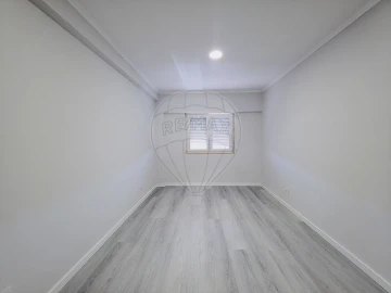 Apartamento T4 para Venda em Amora