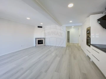 Apartamento T4 para Venda em Amora