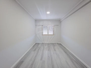 Apartamento T4 para Venda em Amora