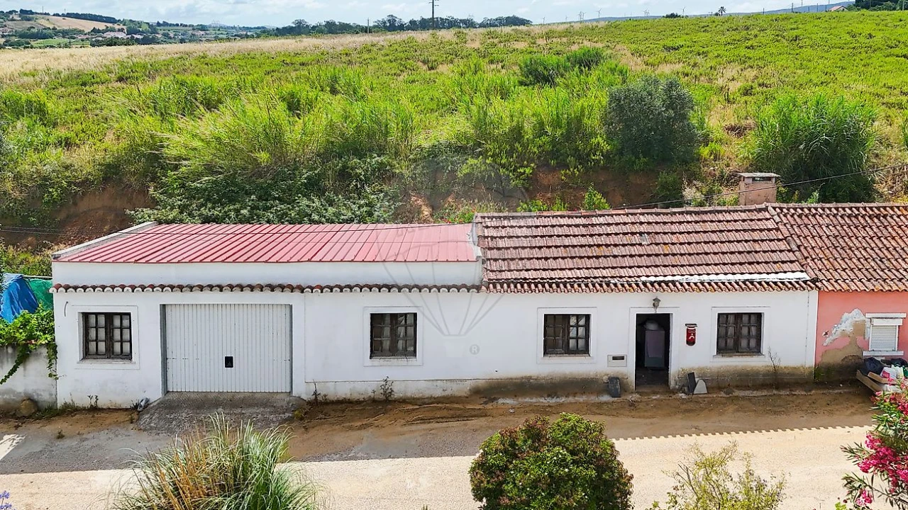 Moradia T2 para Venda em Ventosa Foto 1