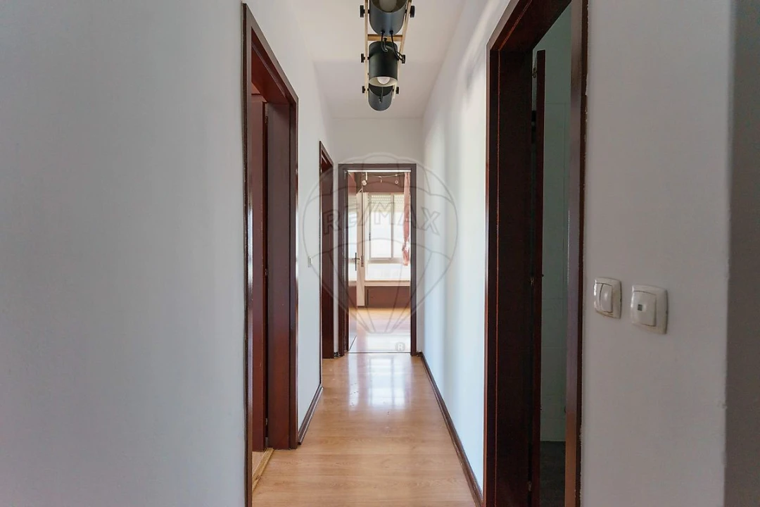 Apartamento T4 para Arrendamento em Oeiras e São Julião da Barra, Paço de Arcos e Caxias Foto 25