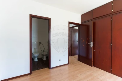 Apartamento T4 para Arrendamento em Oeiras e São Julião da Barra, Paço de Arcos e Caxias