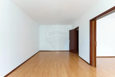Apartamento T4 para Arrendamento em Oeiras e São Julião da Barra, Paço de Arcos e Caxias