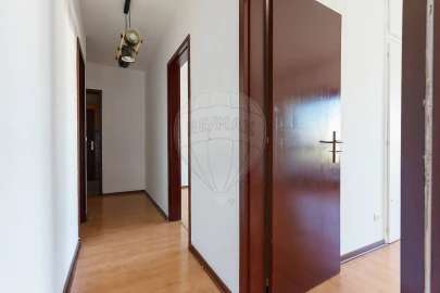 Apartamento T4 para Arrendamento em Oeiras e São Julião da Barra, Paço de Arcos e Caxias