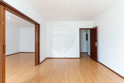 Apartamento T4 para Arrendamento em Oeiras e São Julião da Barra, Paço de Arcos e Caxias