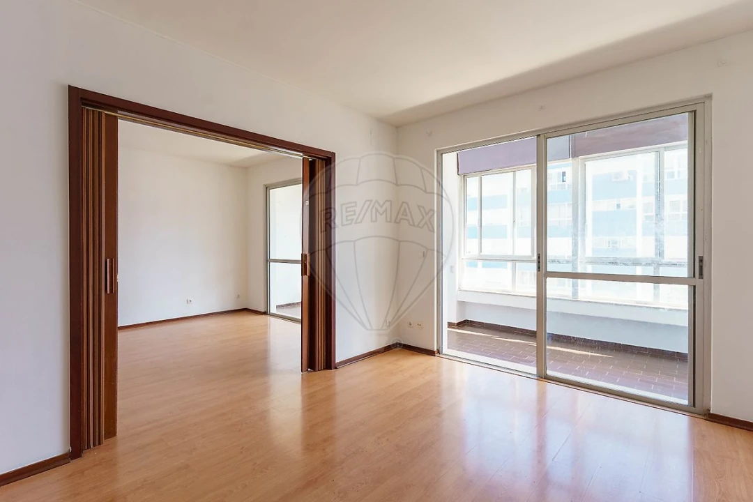 Apartamento T4 para Arrendamento em Oeiras e São Julião da Barra, Paço de Arcos e Caxias Foto 13