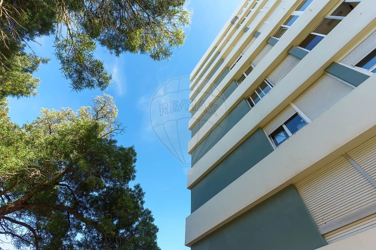 Apartamento T4 para Arrendamento em Oeiras e São Julião da Barra, Paço de Arcos e Caxias Foto 46