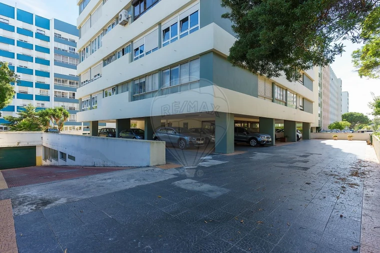 Apartamento T4 para Arrendamento em Oeiras e São Julião da Barra, Paço de Arcos e Caxias Foto 50