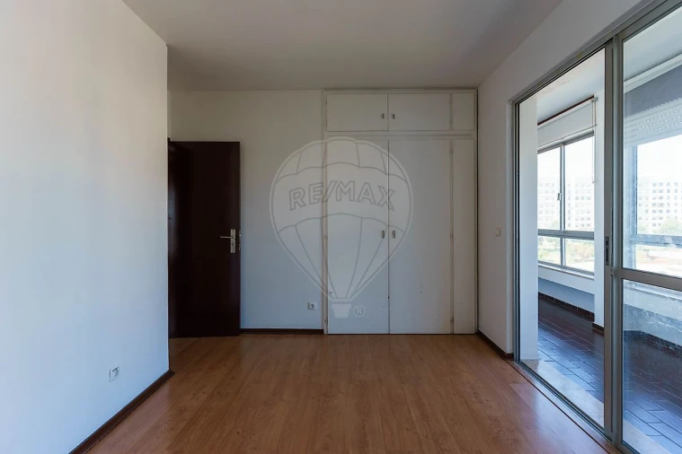 Apartamento T4 para Arrendamento em Oeiras e São Julião da Barra, Paço de Arcos e Caxias Foto 26