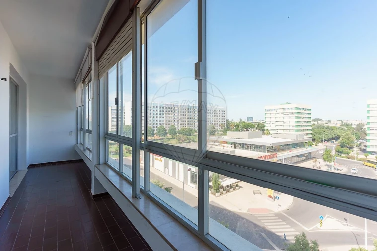 Apartamento T4 para Arrendamento em Oeiras e São Julião da Barra, Paço de Arcos e Caxias Foto 27