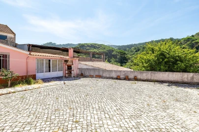 Moradia T4 para Venda em Santa Maria e São Miguel, São Martinho, São Pedro Penaferrim