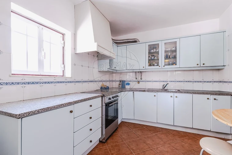 Moradia T4 para Venda em Santa Maria e São Miguel, São Martinho, São Pedro Penaferrim Foto 37