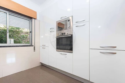 Apartamento T2 para Venda em Castanheira do Ribatejo e Cachoeiras