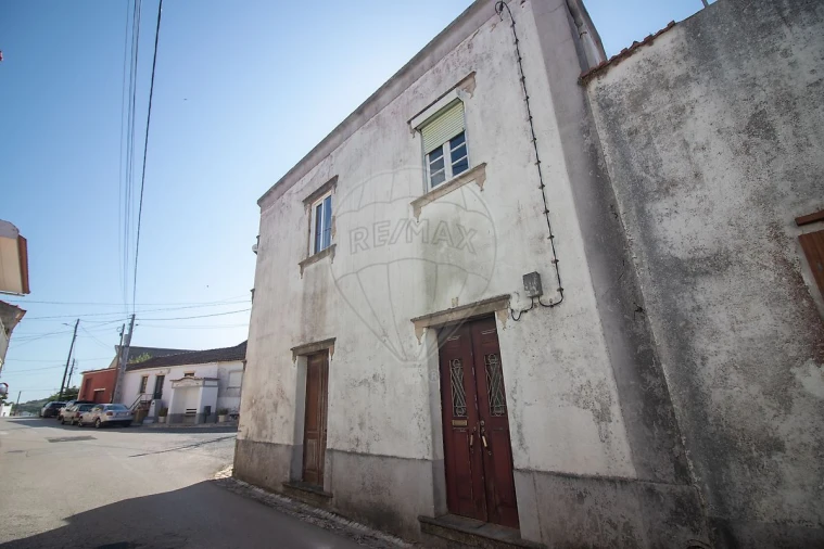 Moradia T4 para Venda em Meca Foto 5