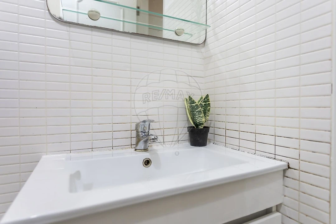 Apartamento T1 para Venda em Águas Livres Foto 13