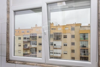 Apartamento T1 para Venda em Águas Livres