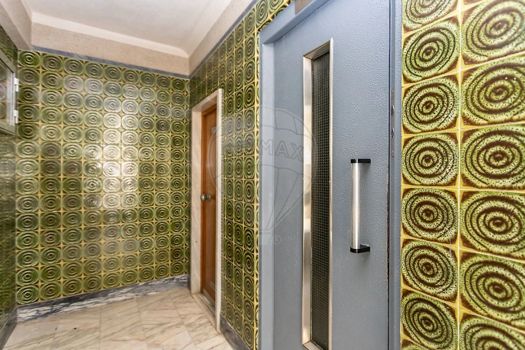 Apartamento T1 para Venda em Águas Livres Foto 16