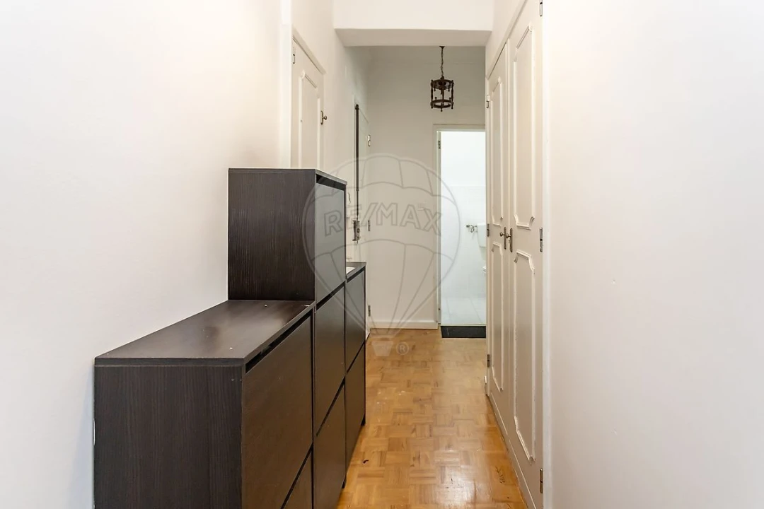 Apartamento T1 para Venda em Águas Livres Foto 9