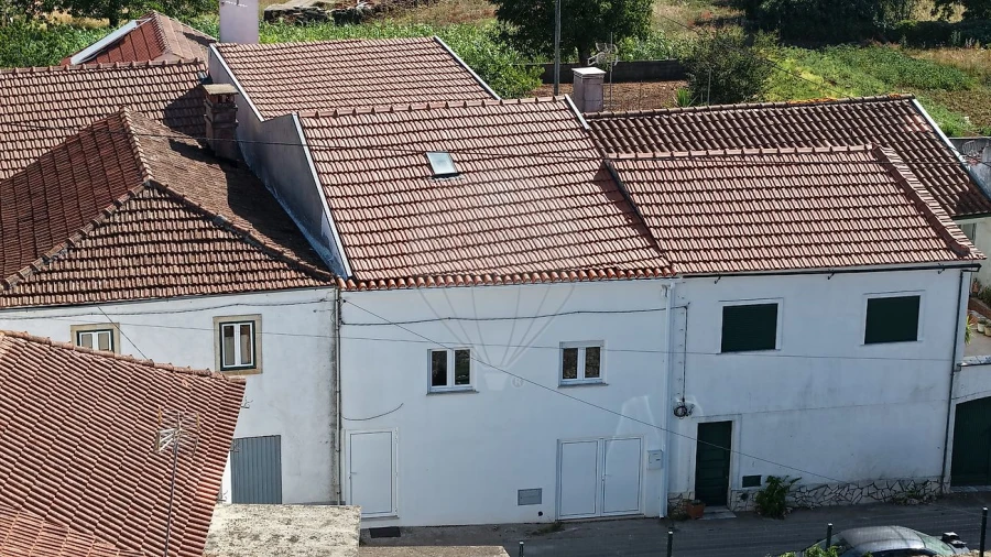 Moradia T4 para Venda em São Miguel, Santa Eufémia e Rabaçal Foto 3