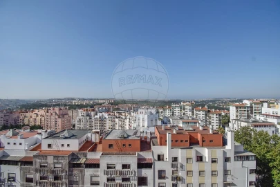 Apartamento T1 para Venda em Rio de Mouro