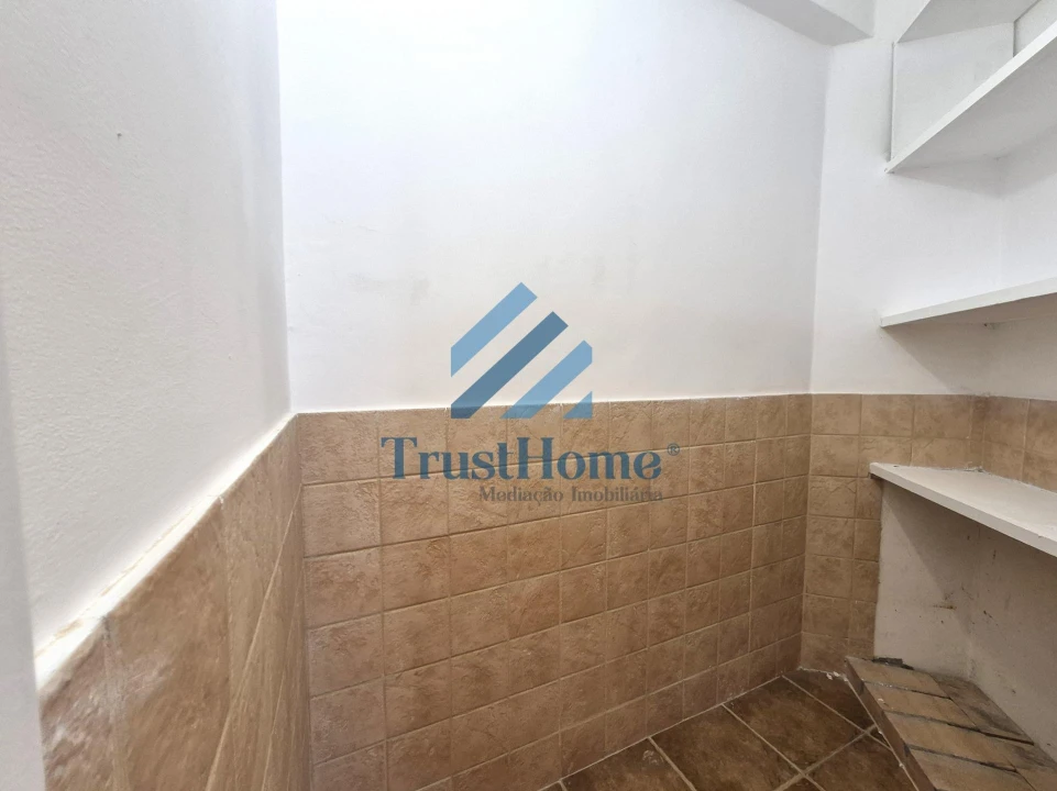 Apartamento T3 para Venda em Agualva e Mira-Sintra Foto 23