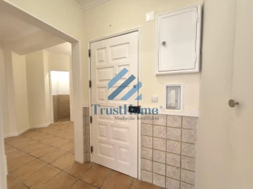 Apartamento T3 para Venda em Agualva e Mira-Sintra