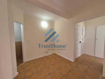 Apartamento T3 para Venda em Agualva e Mira-Sintra