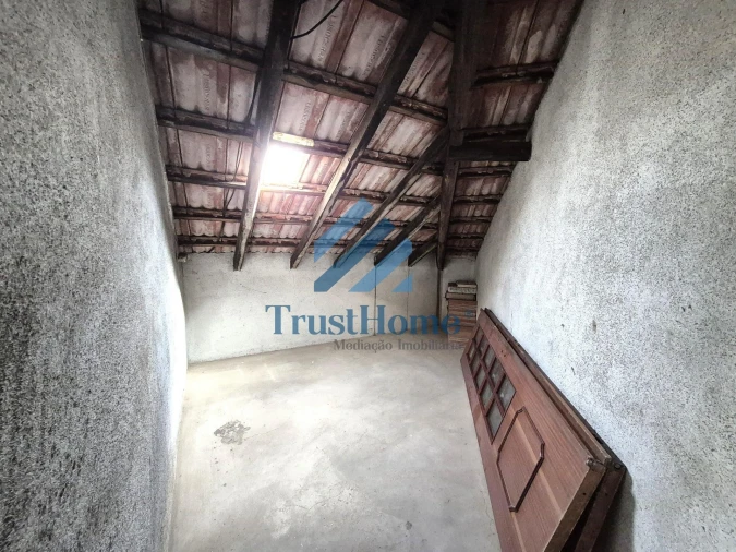 Apartamento T3 para Venda em Agualva e Mira-Sintra Foto 28