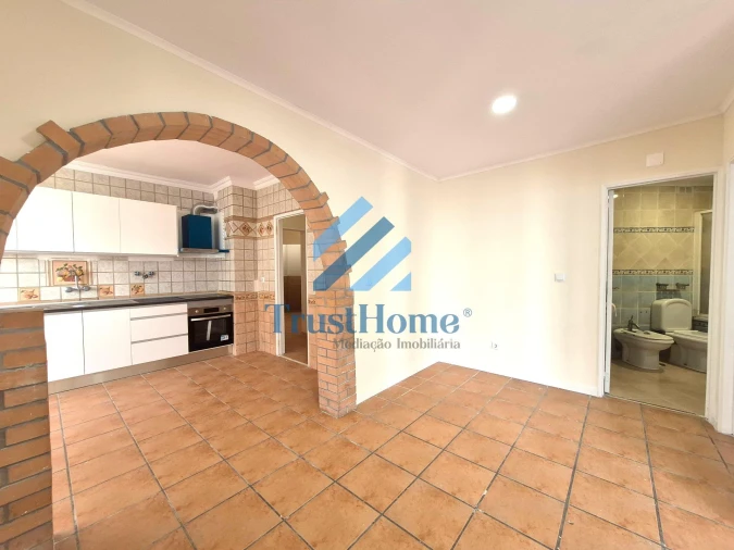 Apartamento T3 para Venda em Agualva e Mira-Sintra Foto 7