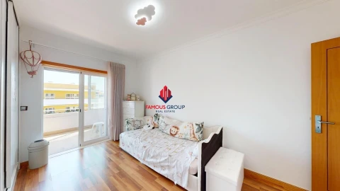 Apartamento T4 para Venda em Portimão